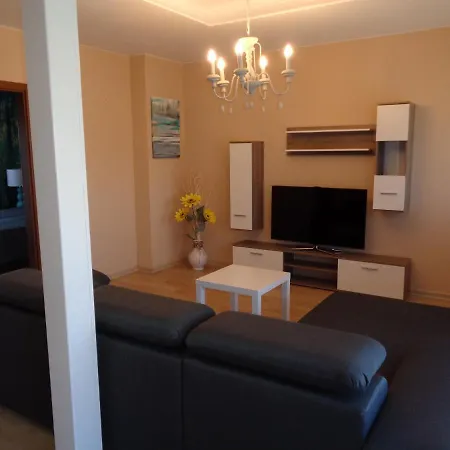 Vera Apartman *