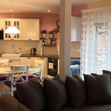 Vera Apartament Wielka Łomnica